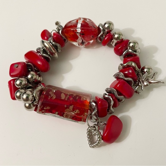 Red Beaded Stretch Bracelet Silver Tone Charms - Picture 1 of 14